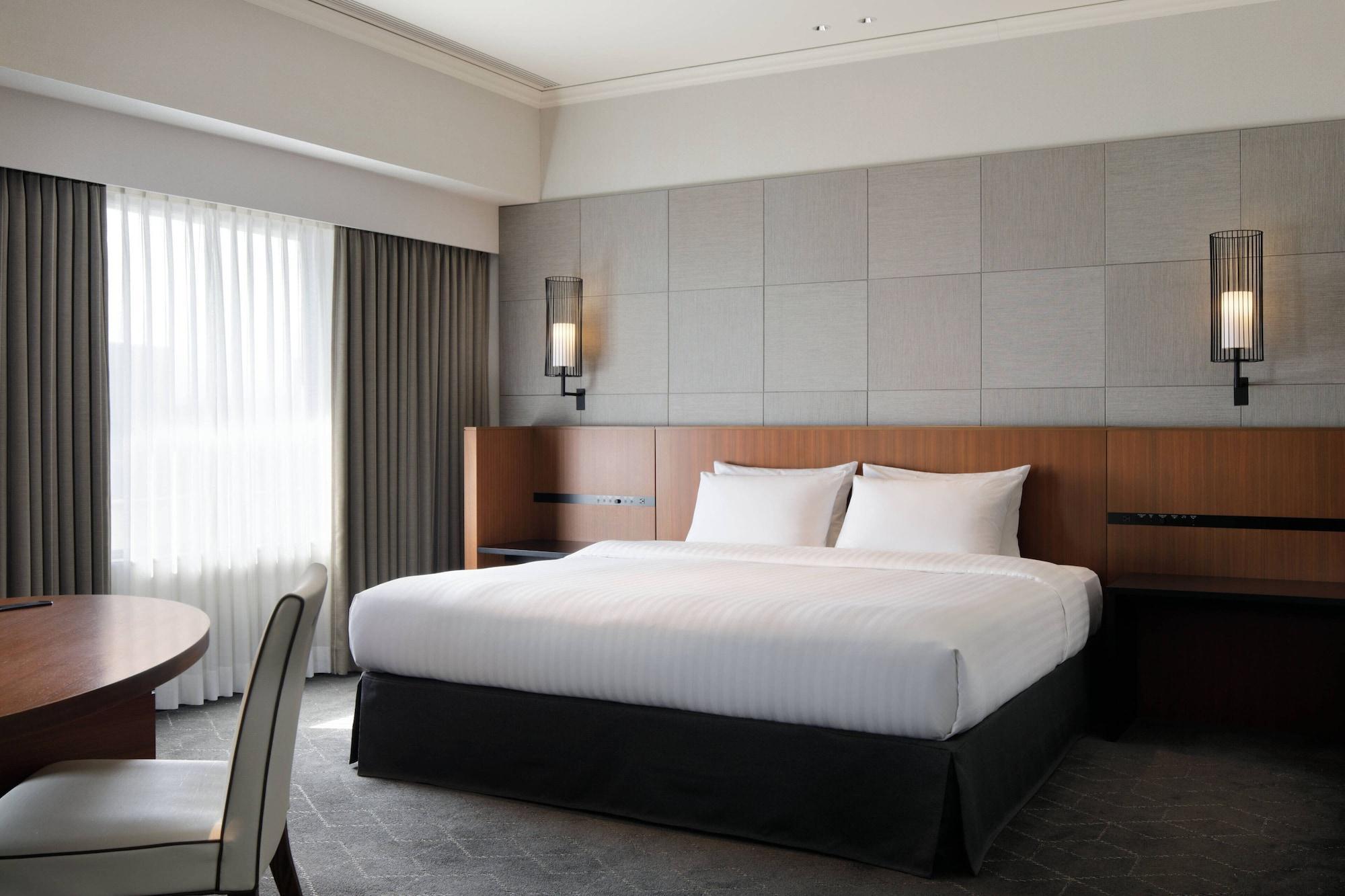 Courtyard By Marriott Shin-Osaka Station Ξενοδοχείο Εξωτερικό φωτογραφία Deluxe King